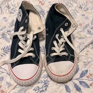 Boys Converse Size 3.5 PF Flyers Sandlot high top Shoes